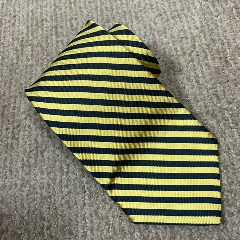 Brooks Brothers Necktie Mens Navy Blue Gold Academia Preppy Silk Repp Stripe USA
